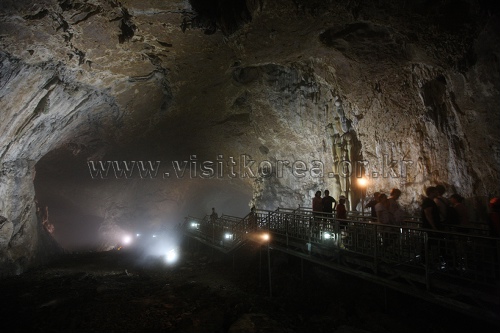 Hwanseongul Cave (환선굴(대이리군립공원))