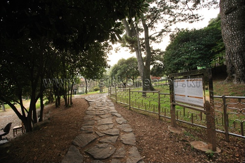 Suyeong Sajeok Park (수영사적공원)