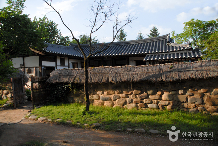 Cheongpung Cultural Heritage Complex (Cheongpung Cultural Heritage Complex)(청풍문화재단지)