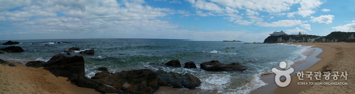 Jeongdongjin Beach (정동진해변)