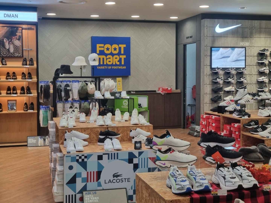 [事后免税店]Foot-Mart加山乐天FACTORY店풋마트 롯데팩토리 가산