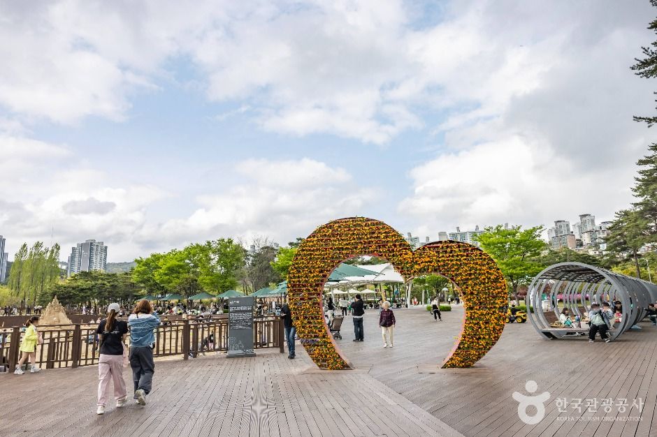 thumbnail-부산시민공원-6