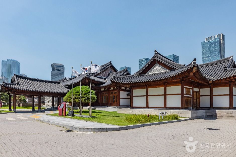 thumbnail-송도 한옥마을-15