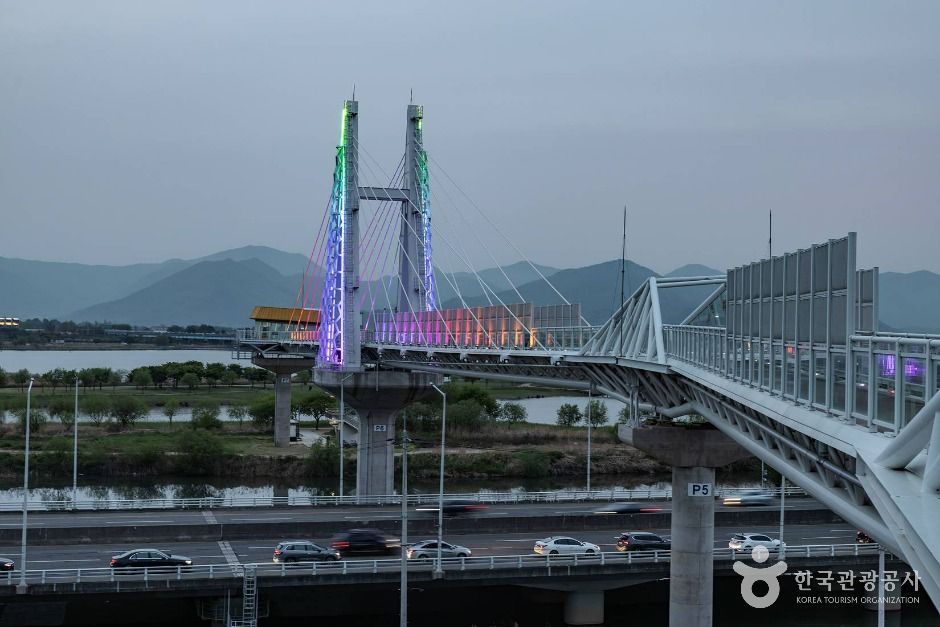 thumbnail-금빛노을브릿지-10