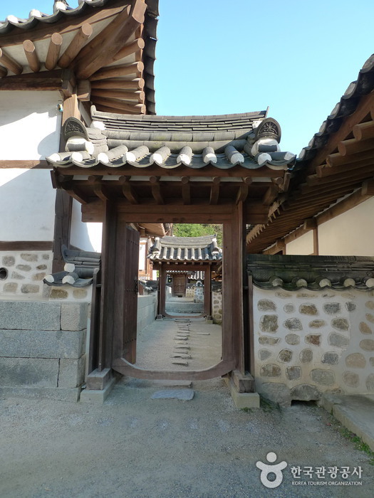 Seongyojang House (강릉 선교장)