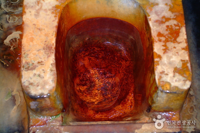 Dalgi Yaksutang (Mineral Spring) (달기약수탕)