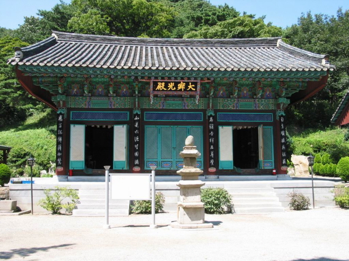 Tempel Illaksa (일락사(서산))