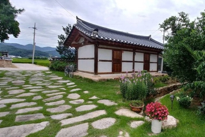 Chunujae House [Korea Quality] / 춘우재고택 [한국관광 품질인증]