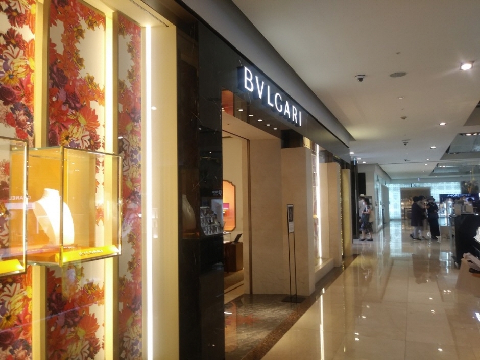 BVLGARI - Hyundai Apgujeong Main Branch [Tax Refund Shop] (불가리 현대 본점)