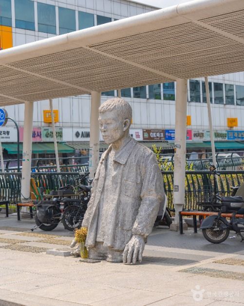 전태일동상