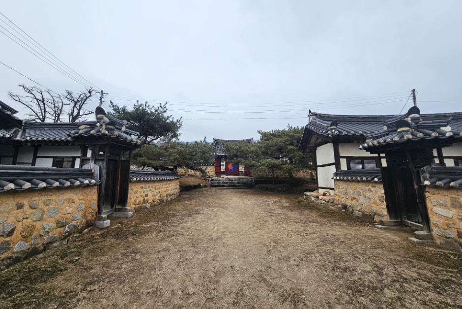 영주 금성대군 신단