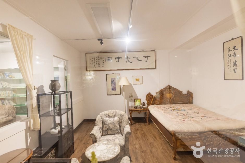 thumbnail-김춘수 유품전시관-23