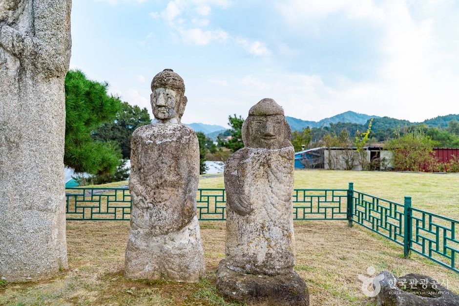 증평_증평 남하리 석조보살입상 (3)