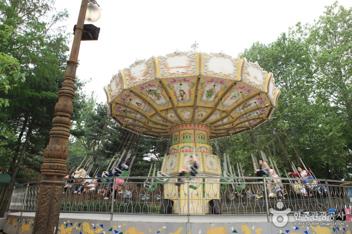 Children’s Grand Park (서울 어린이대공원)