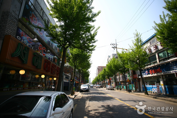 Rue Bupyeong 5-dong Haemultang (Rue du ragoût de fruits de mer) (부평5동 해물탕거리)