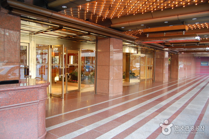 Lotte Hotel Seoul (롯데호텔서울)