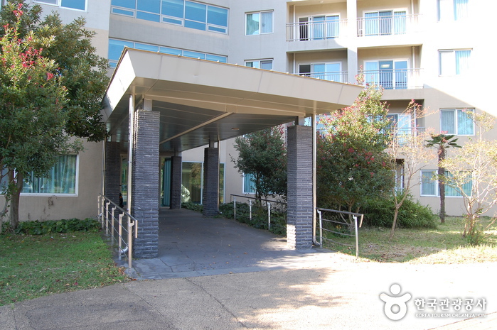 Hanwha Resort - Jeju (한화리조트 - 제주)