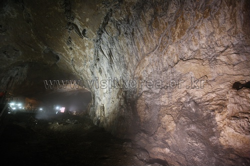 Hwanseongul Cave (환선굴(대이리군립공원))