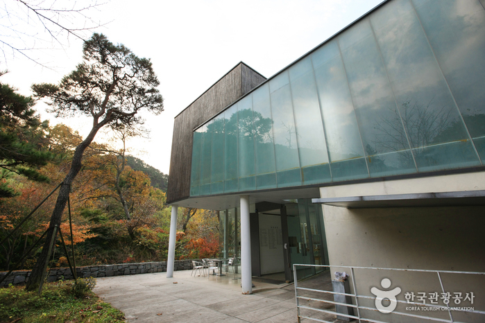 Uijae Museum of Korean Art (의재미술관)2