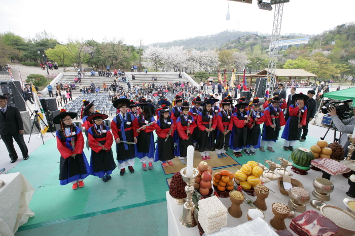 충무공 이순신 탄신 기념 행사 20190
