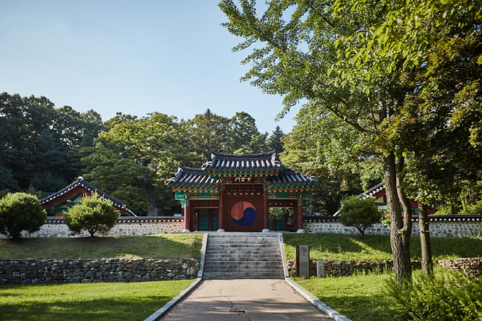 thumbnail-Paju Historical Site Related to Yi I (파주이이유적)-26