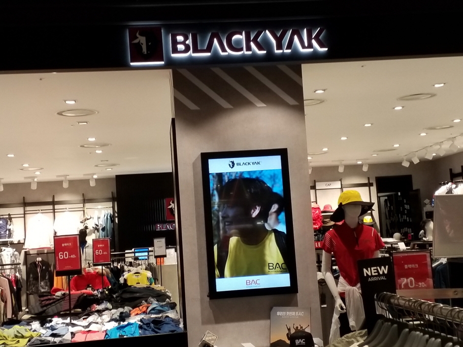 [事後免税店] BLACKYAK（ブラックヤク）・現代キンポ（金浦）（블랙야크 현대김포）