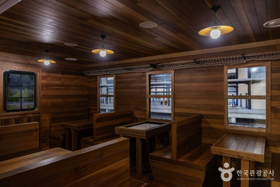 thumbnail-조곡동 철도문화마을-19