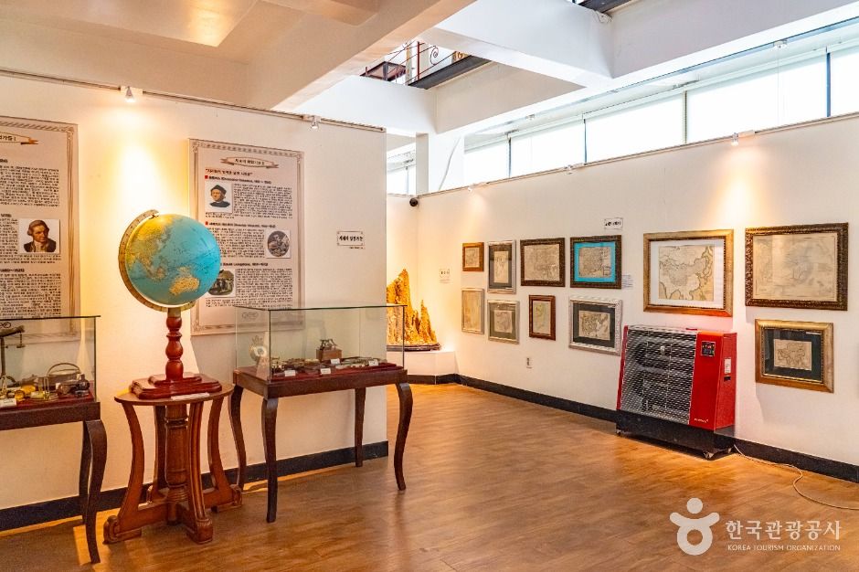 호야지리박물관