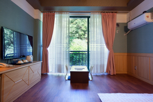 BENIKEA Swiss Rosen Hotel (베니키아 스위스로젠호텔)