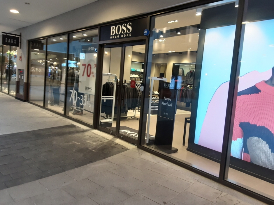 Hugo Boss Korea Tax Refund Shop Shopping Korea Travel 