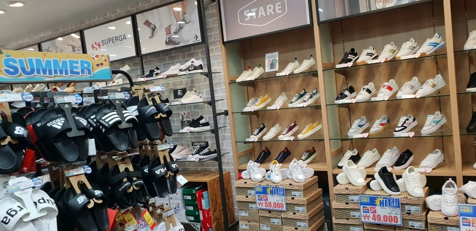 Foot Mart - Yeosu Branch [Tax Refund Shop] (풋마트(여수))