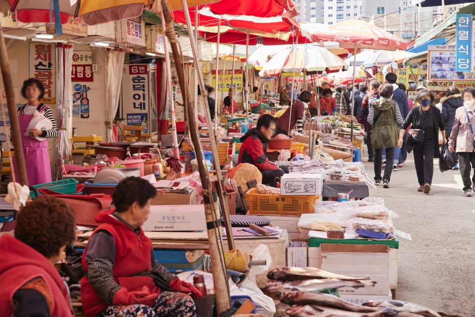 釜山 チャガルチ市場（부산 자갈치시장）