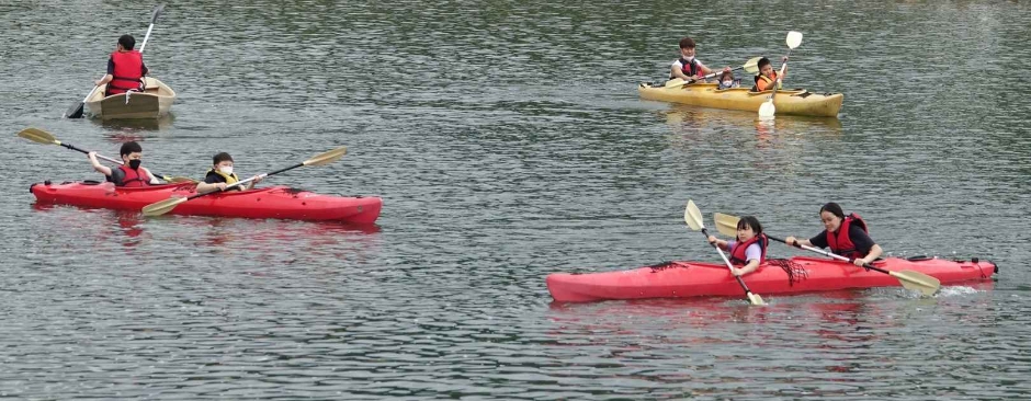 Festival de Balsas en el Río Donggang (동강뗏목축제)