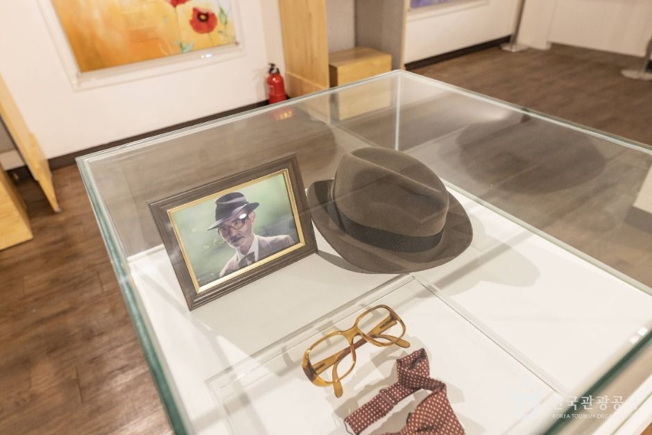 thumbnail-김춘수 유품전시관-25