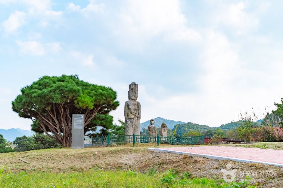 증평_증평 남하리 석조보살입상 (5)