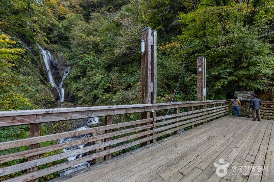 봉래폭포 (울릉도, 독도 국가지질공원)