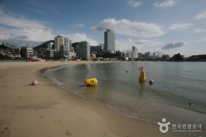 thumbnail-Busan Songdo Beach (부산 송도해수욕장)-6