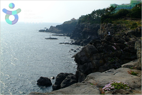 Promenade Namwon Keuneong (남원 큰엉해안)