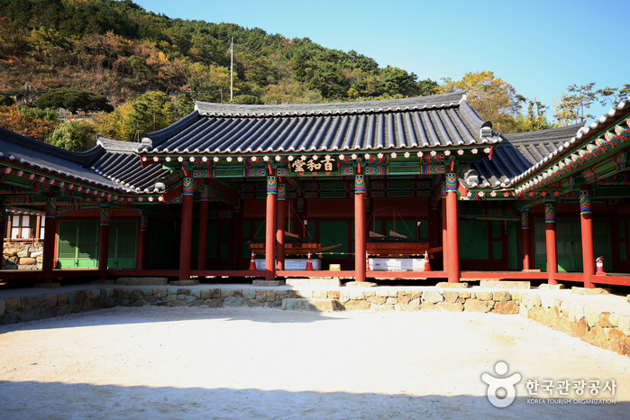 Tongyeong Sebyeonggwan Hall (통영 세병관)