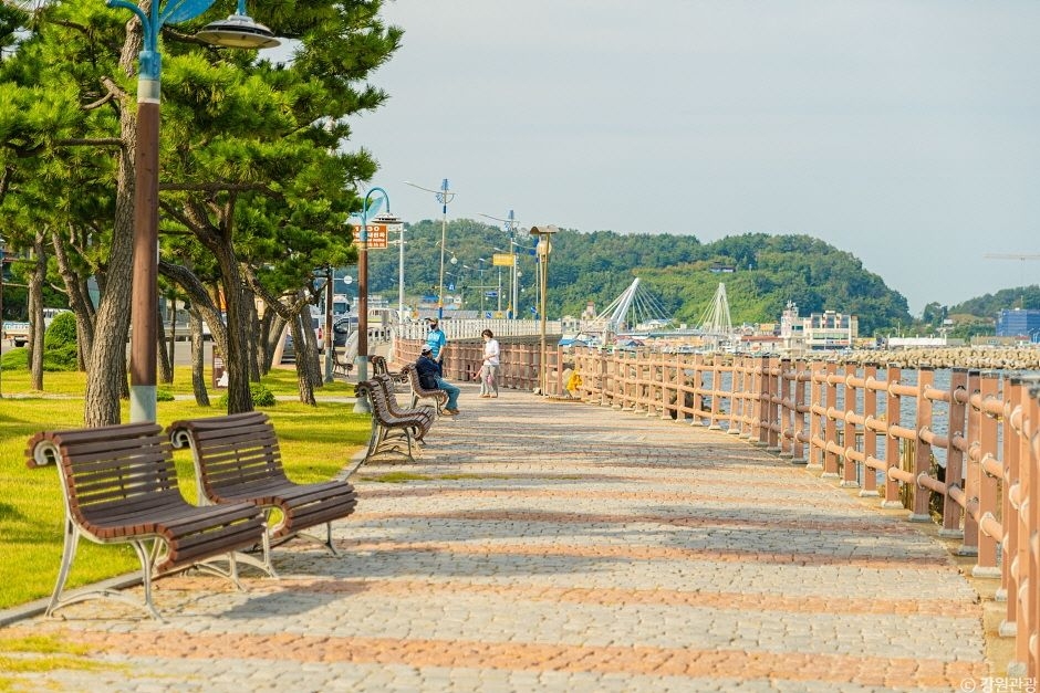 설악해맞이공원 인어연인상