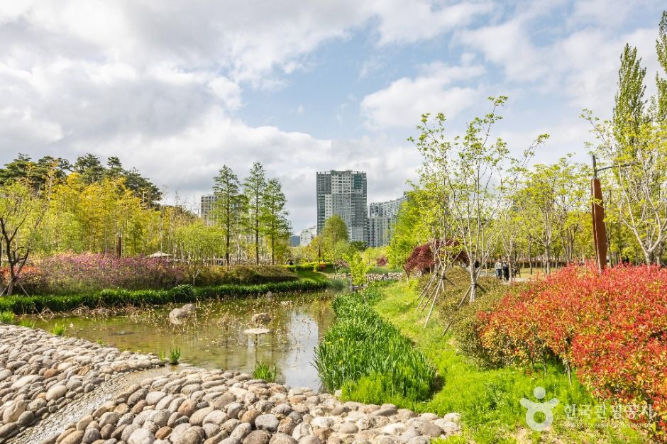 thumbnail-부산시민공원-10