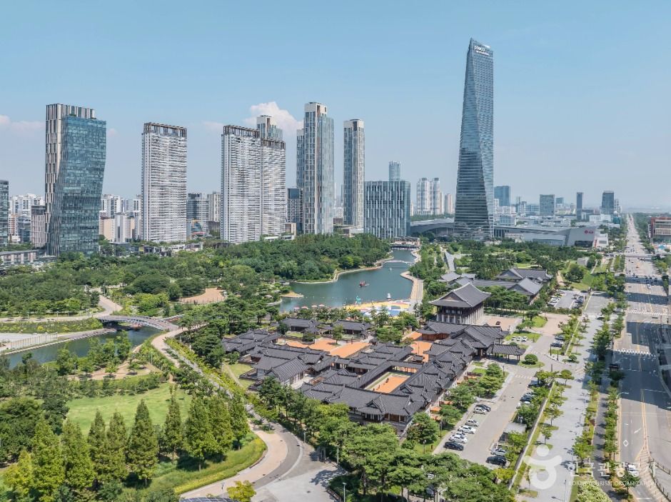 송도 한옥마을