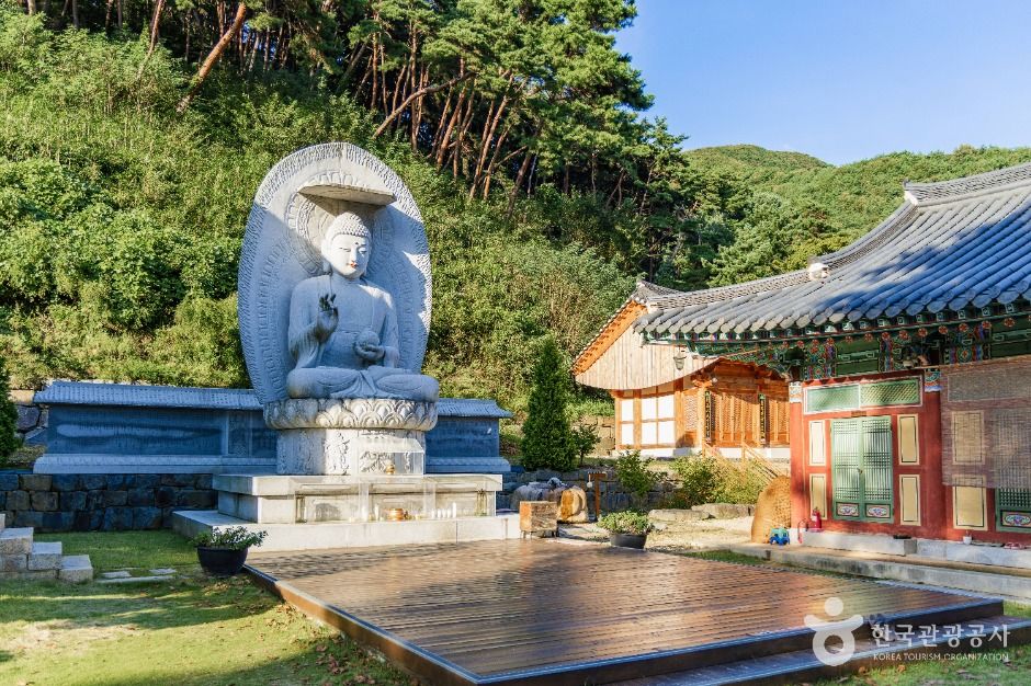 thumbnail-향천사(예산)-5