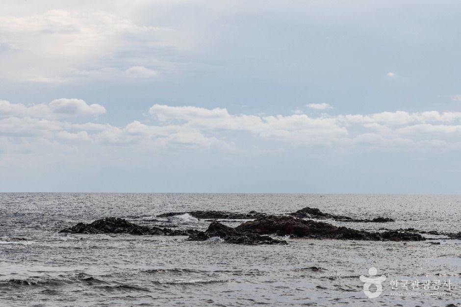 통구미몽돌해변