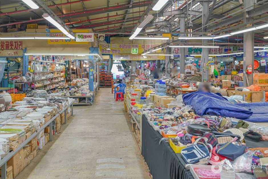 제주시민속오일시장 (2, 7일)