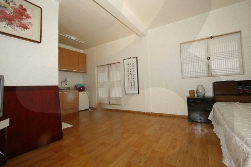 Gokjeongjae House (Geumhwallakji) (곡전재 전통한옥펜션)
