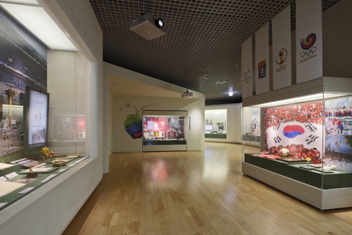 National Museum of Korean Contemporary History (대한민국역사박물관)