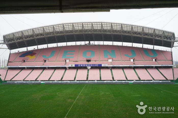 Jeonju World Cup Stadium (전주월드컵경기장)