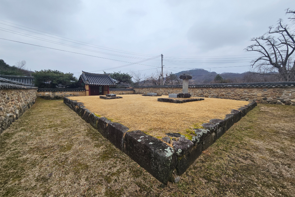 영주 금성대군 신단