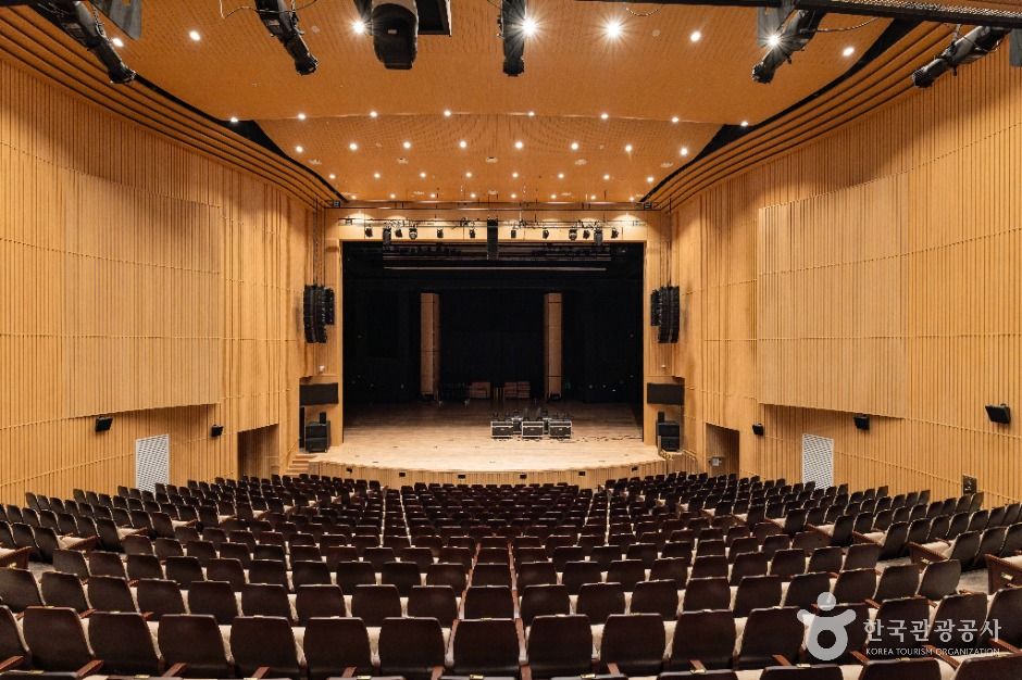 제천예술의전당